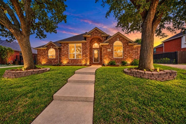 8301 MARTHA LN, ROWLETT, TX 75088 - Image 6f6b461bb32842e3b07ca25bcb72a452/2547810107