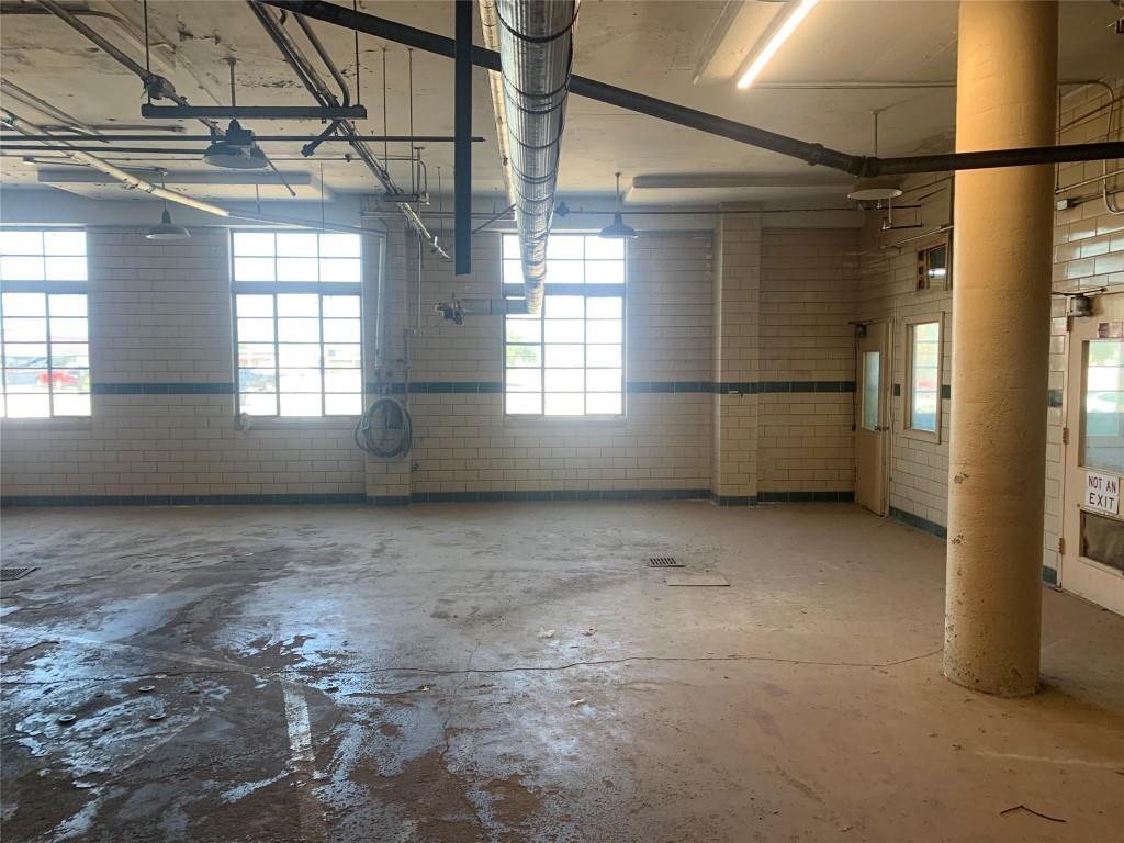 Elmwood West - Commercial Sale