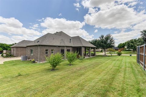 A home in Waxahachie