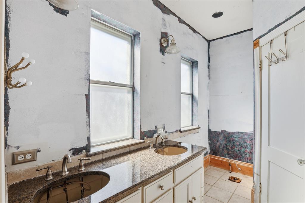 Bunting Addition to Hi Mouont - Residential