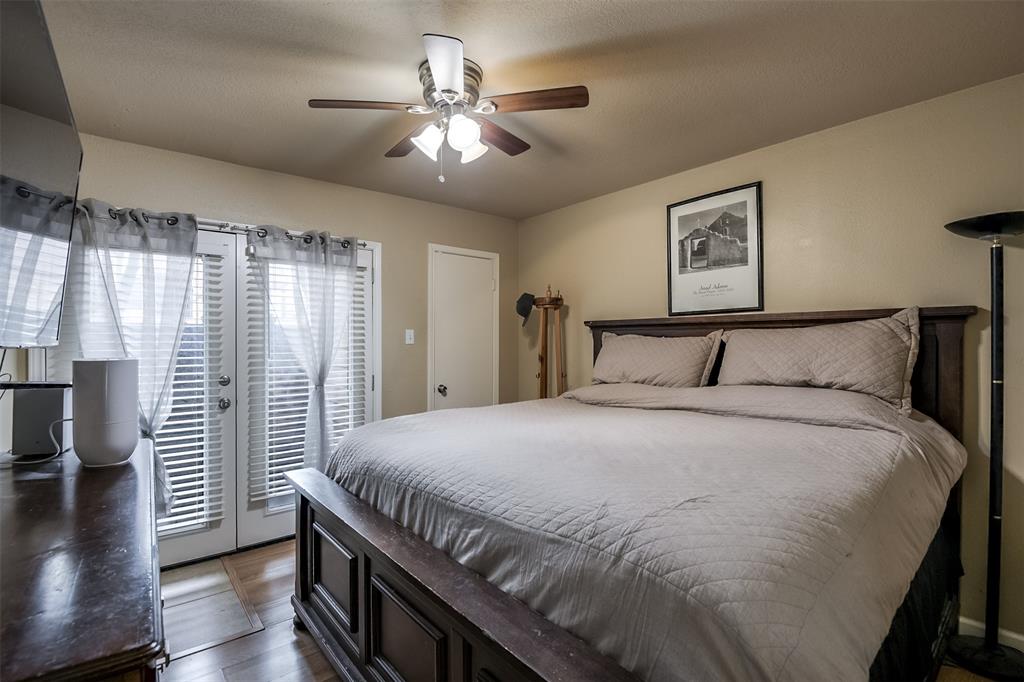 Arlington Oaks Condo - Residential