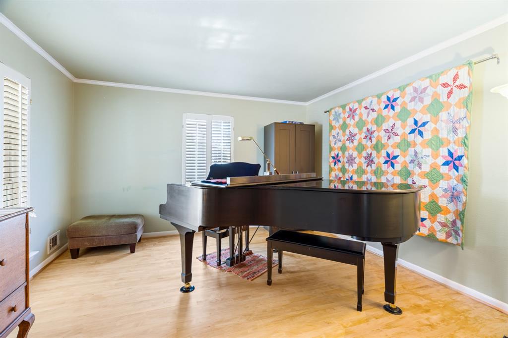 422 Ridge Crest Drive