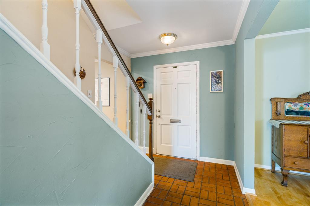 422 Ridge Crest Drive