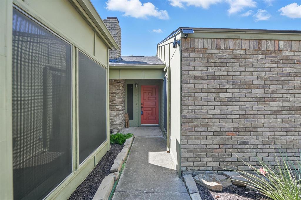 1111 Wilshire Drive