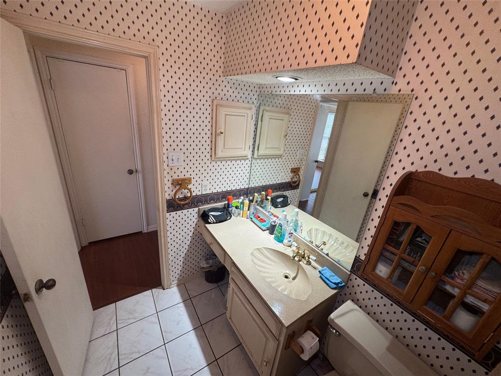 COLUMBINE, THE (A CONDOMINIUM) - Residential