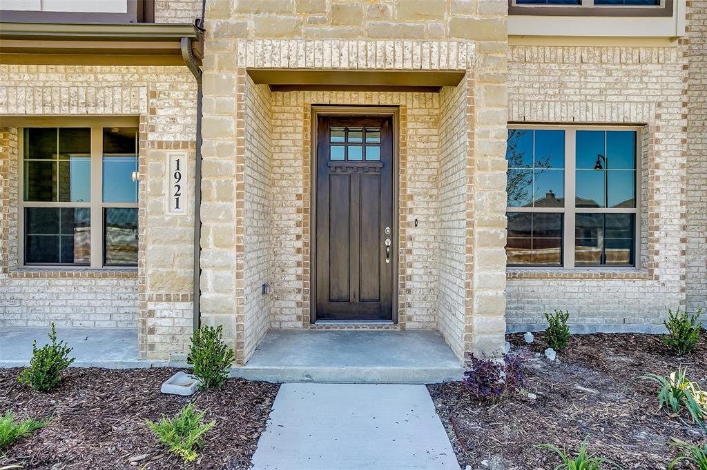 803 Homeplace Circle