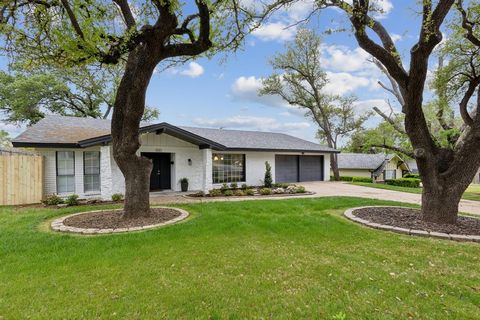 6541 Dakar Road W Fort Worth TX 76116