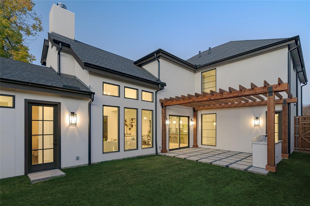 LOVERS LANE HEIGHTS - Residential