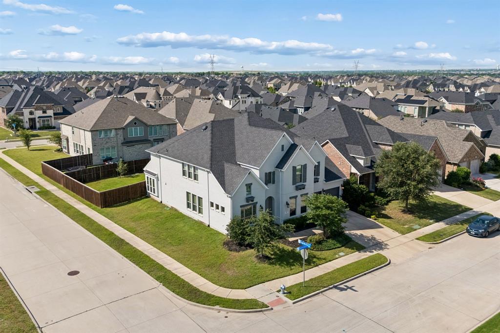 138 Spanish Bluebell Drive