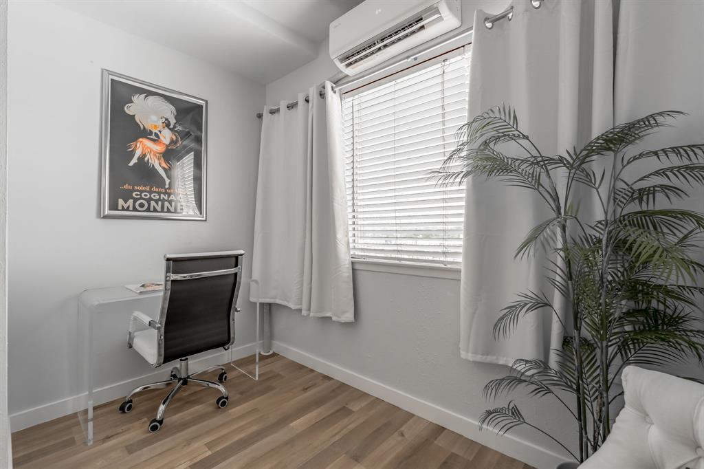 Plaza CONDOMINIUMS - Residential