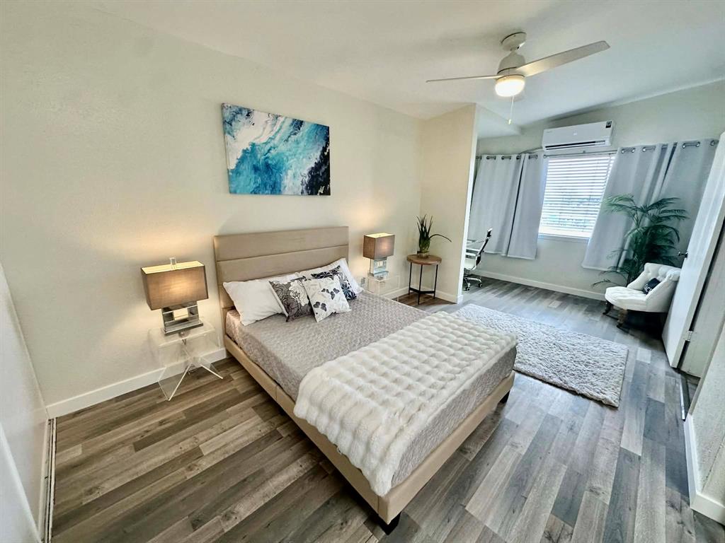 Plaza CONDOMINIUMS - Residential