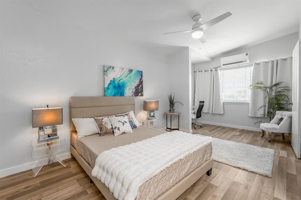Plaza CONDOMINIUMS - Residential