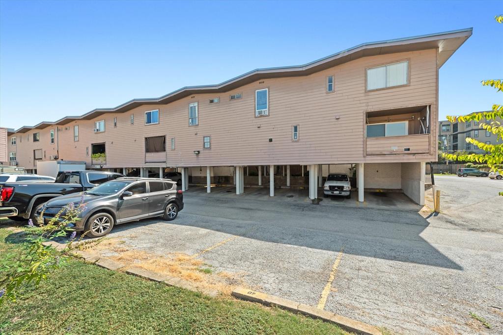 Plaza CONDOMINIUMS - Residential