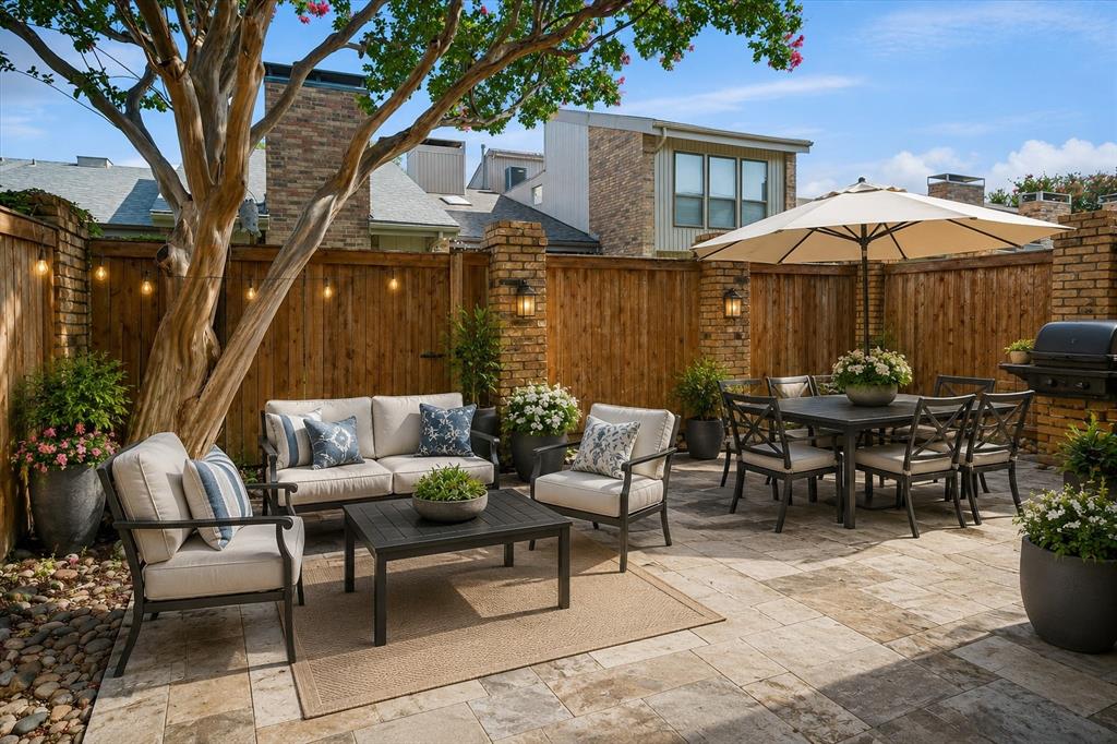 12332 Montego Plaza