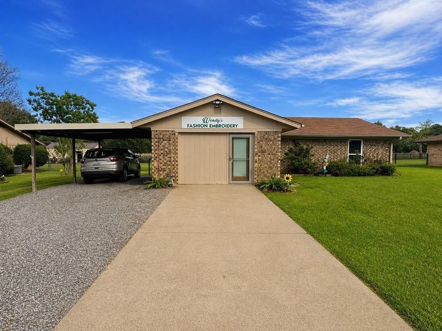 Beautiful 4-bedroom, 2-bath home just a hop, skip, and jump from Lake Athens! From the inviting front yard to the spacious, fully fenced backyard, this property offers charm, comfort, and room to enjoy. Move-in ready and well cared for, the home features numerous updates throughout. Kitchen appliances include a glass-top range with built-in air fryer oven, dishwasher, and microwave. Don’t miss your chance to see this wonderful home—call today to schedule your private showing. Buyer and buyer’s agent to verify all information. Enclosed garage is currently a business, so owner may need advanced notice to show.