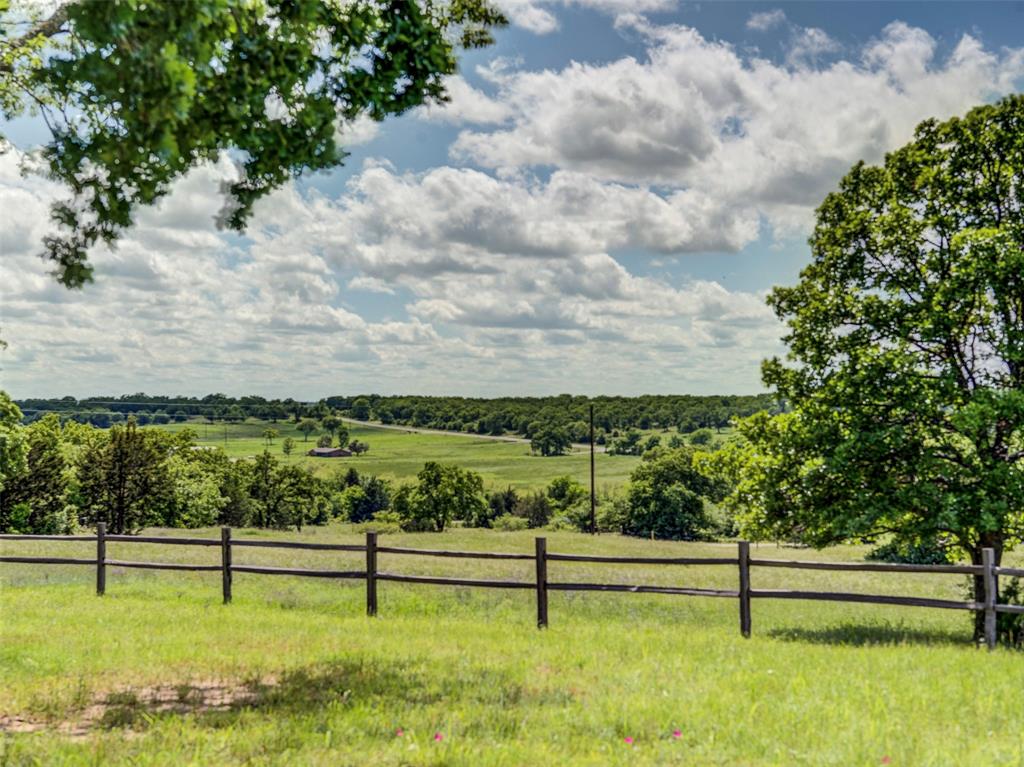 2183 Fm 1749