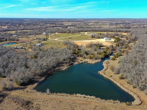 2183 Fm 1749 Forestburg TX 76239