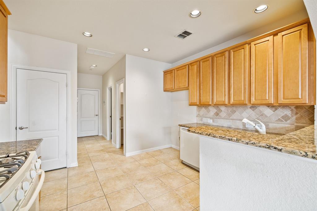 Suncreek Twnhms - Residential