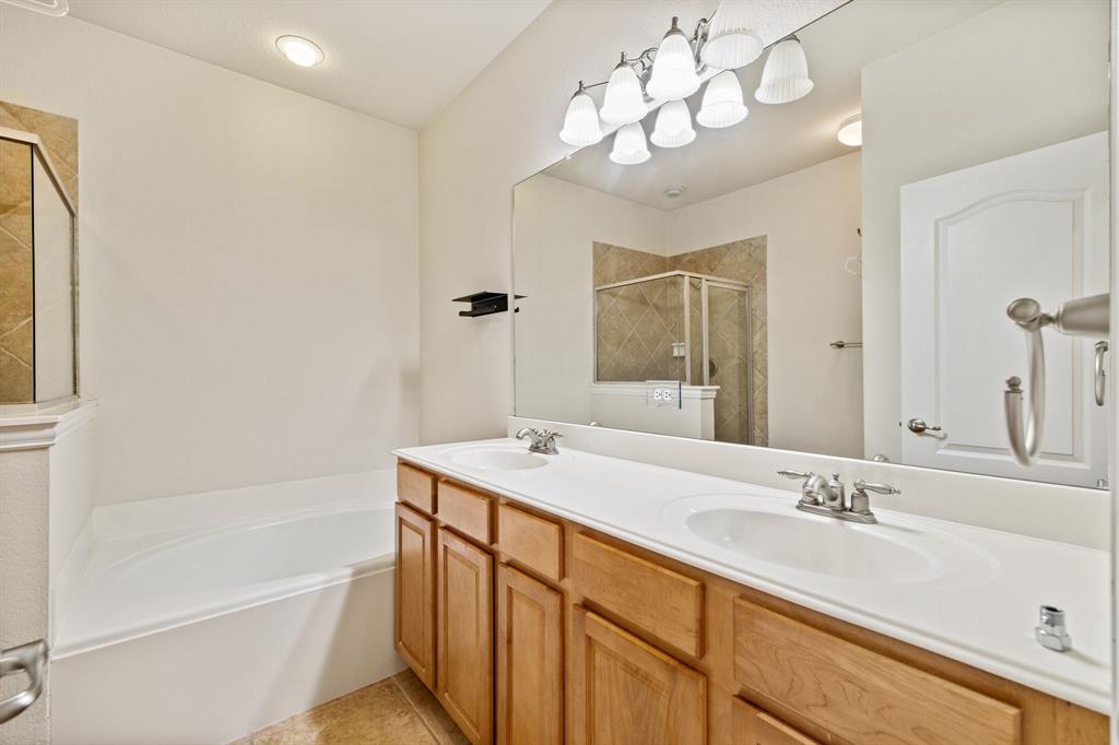 Suncreek Twnhms - Residential