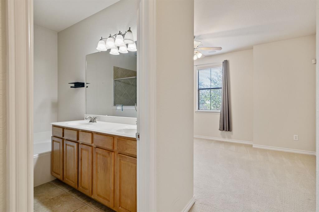 Suncreek Twnhms - Residential