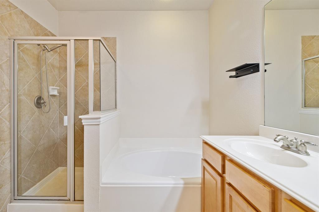 Suncreek Twnhms - Residential