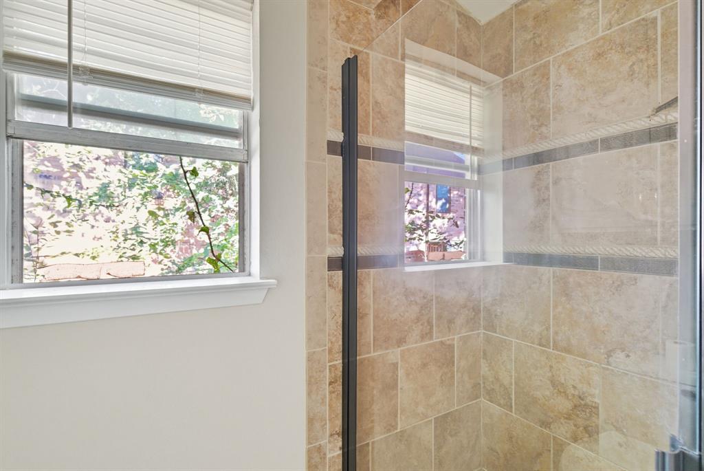 Royal Oaks - Residential