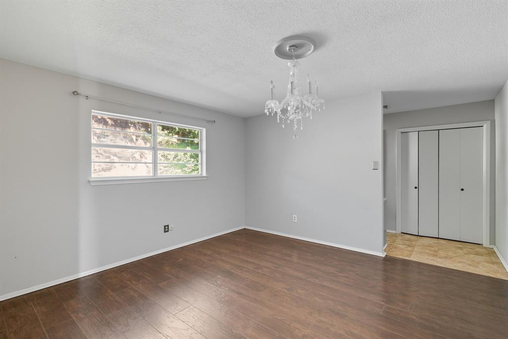 Royal Oaks - Residential