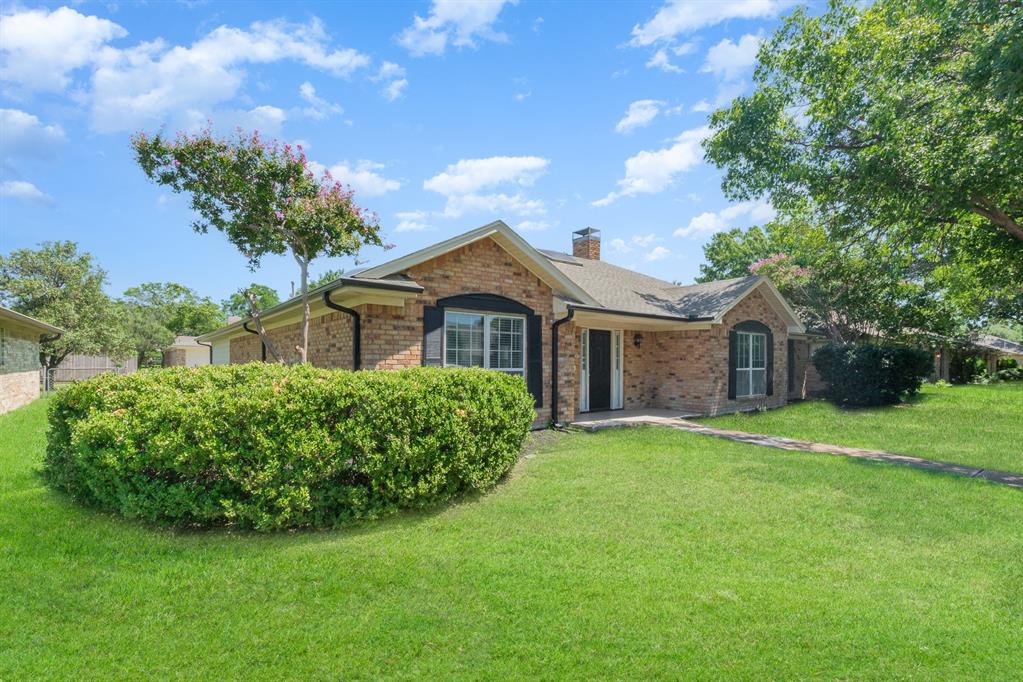 1809 Duke Drive