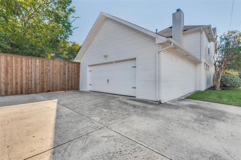 Tiny photo for 5503 Anita Street, Dallas, TX 75206 (MLS # 21029974)