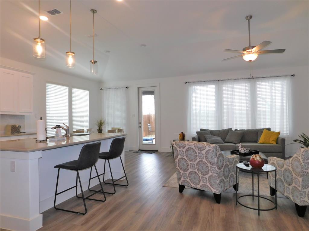 Stark Farms Ph 1 - Residential Lease