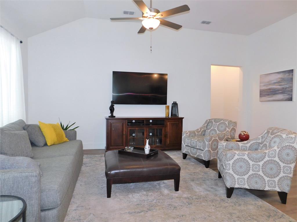 Stark Farms Ph 1 - Residential Lease