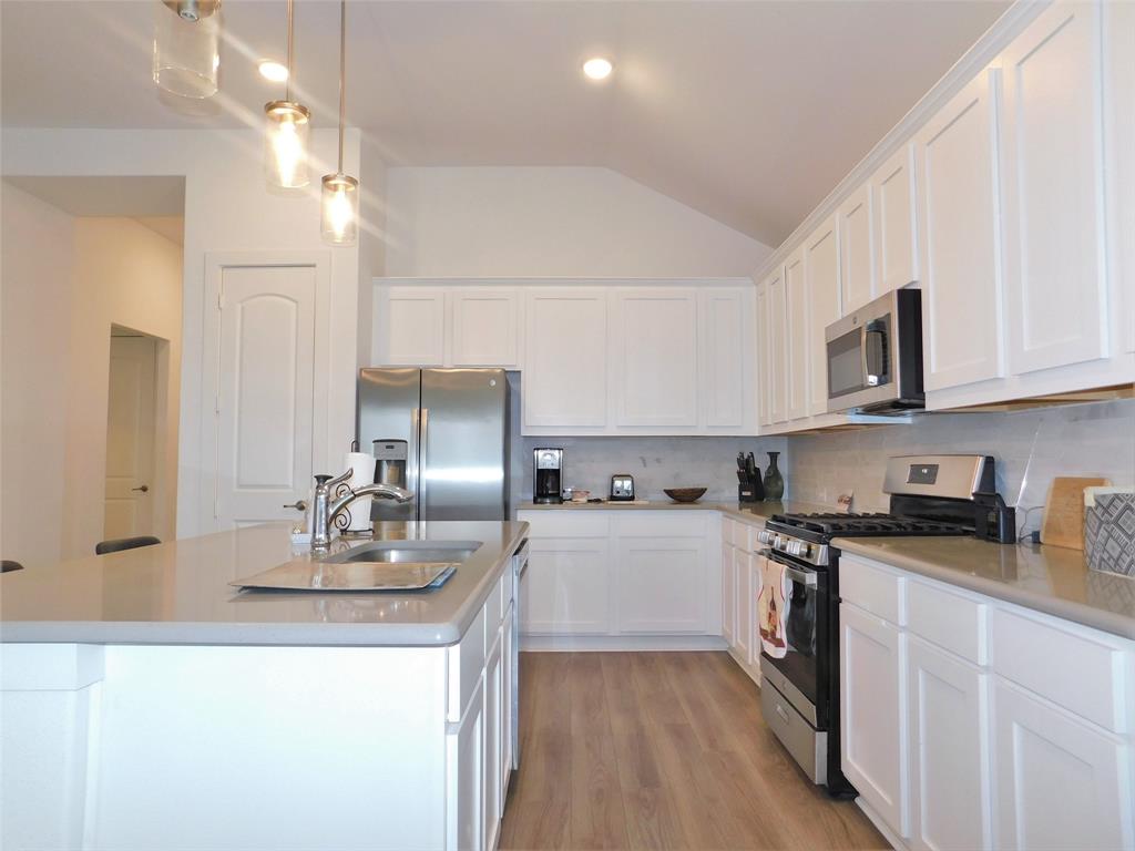 Stark Farms Ph 1 - Residential Lease