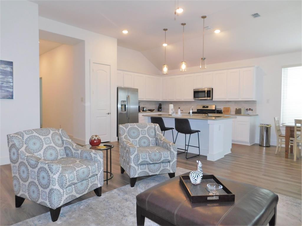 Stark Farms Ph 1 - Residential Lease