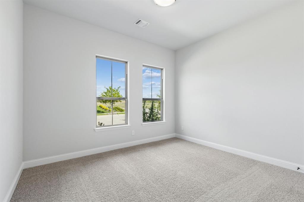 1004 Pearl Crescent Place
