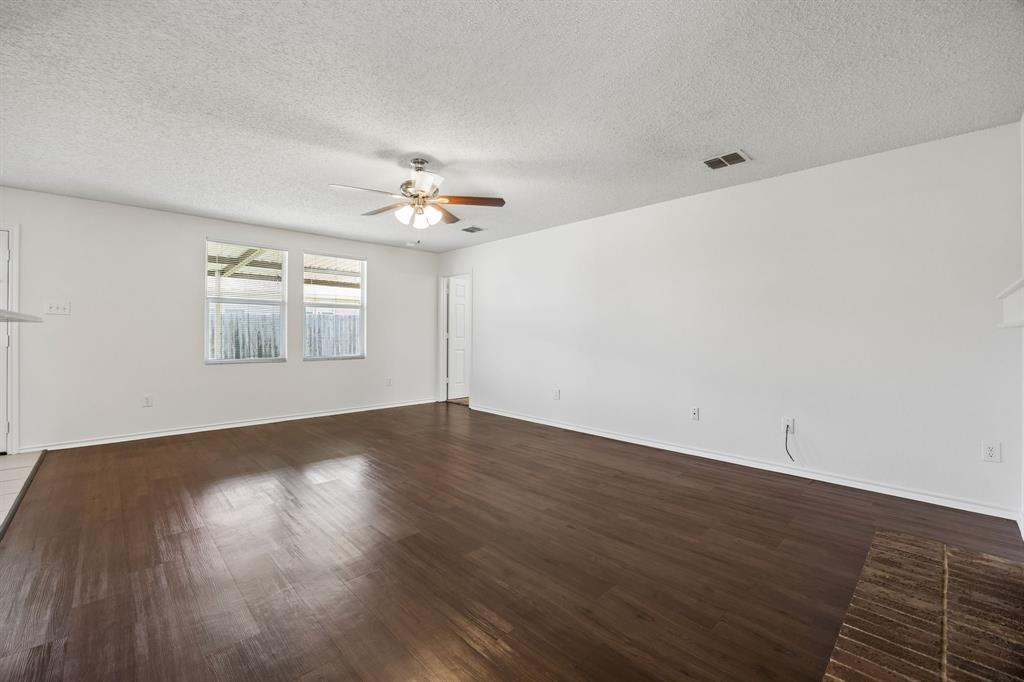 1412 Sunflower Court