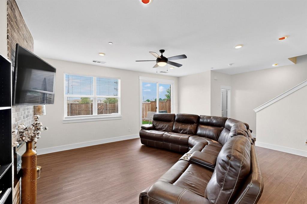 3016 Grandview Drive