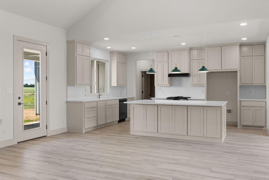 Dixie Ests Phs 1 2 - Residential