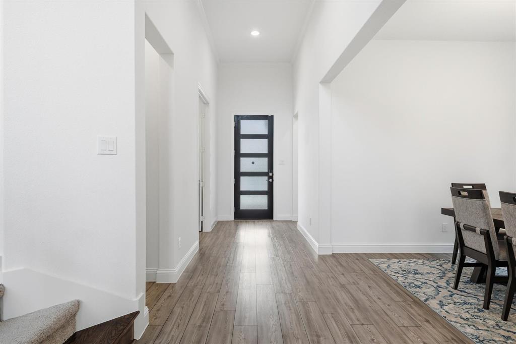 3305 Morris Lane