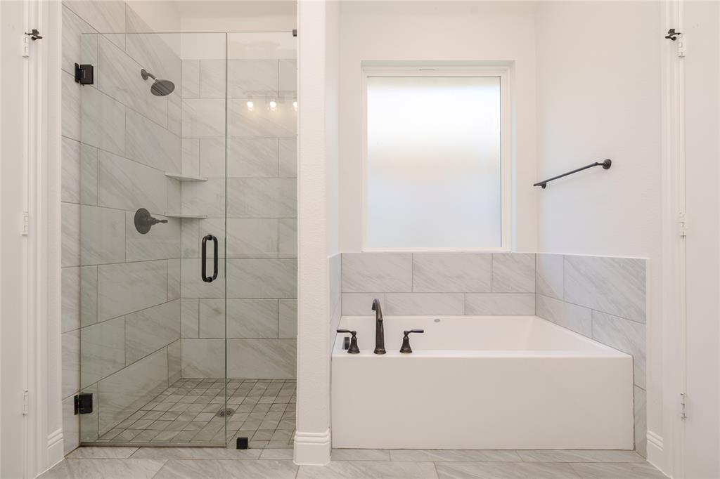 Mustang Crk - Residential