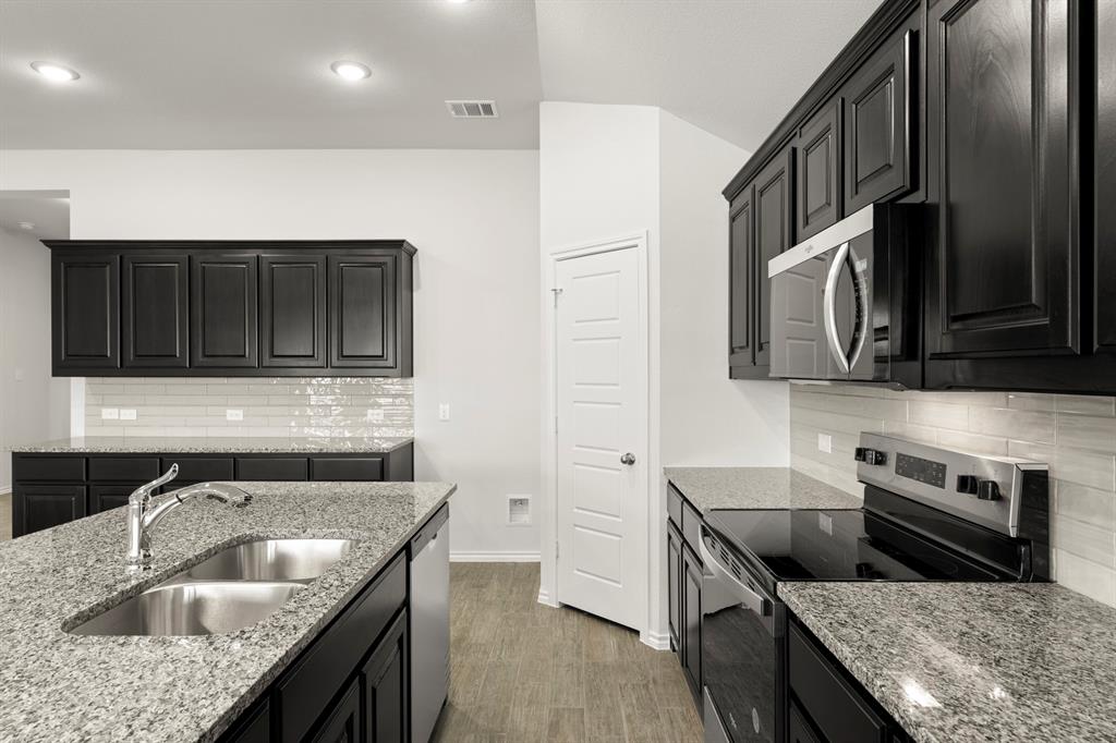 Deberry Reserve - Residential