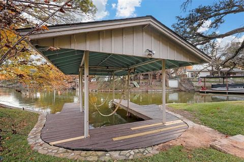 A home in Granbury