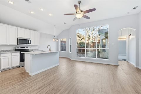 1917 BRIARWYCK Court Denton TX 76205