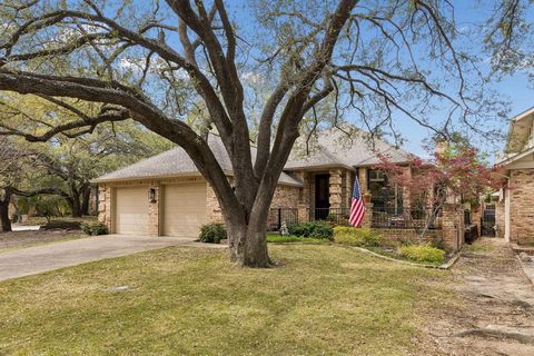 16843 Village Lane Dallas TX 75248