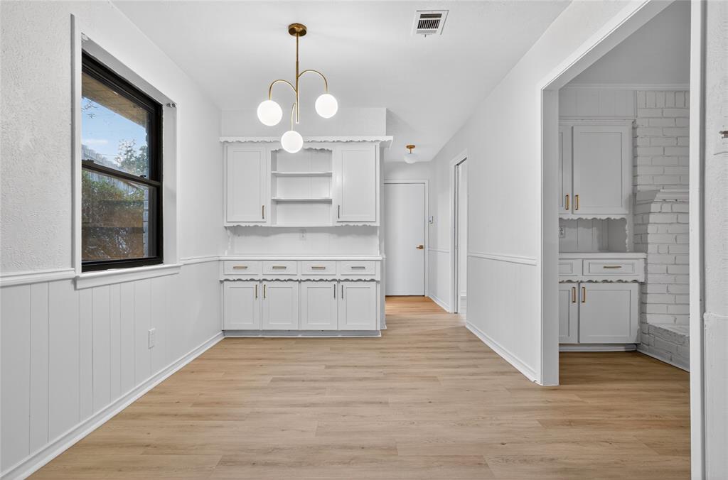 Merriman Manor - Residential