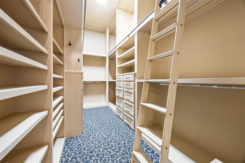 Manors At Waterford The - Residential