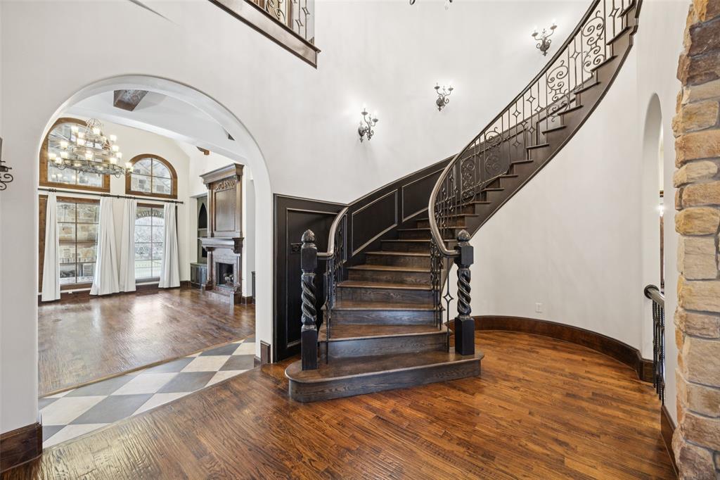 1508 Glenmeade Court