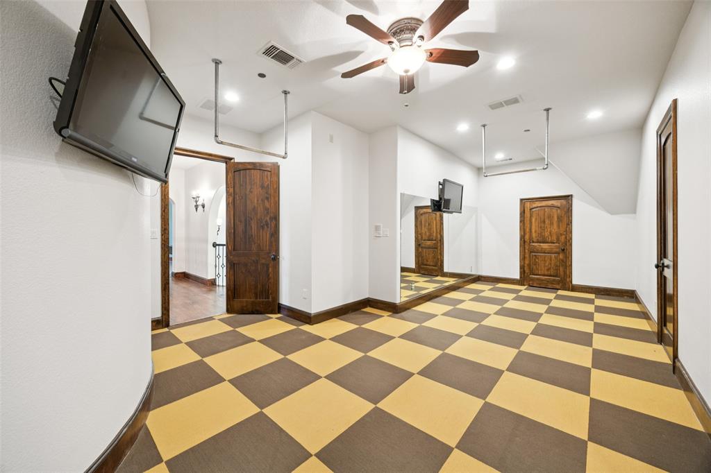 Manors At Waterford The - Residential