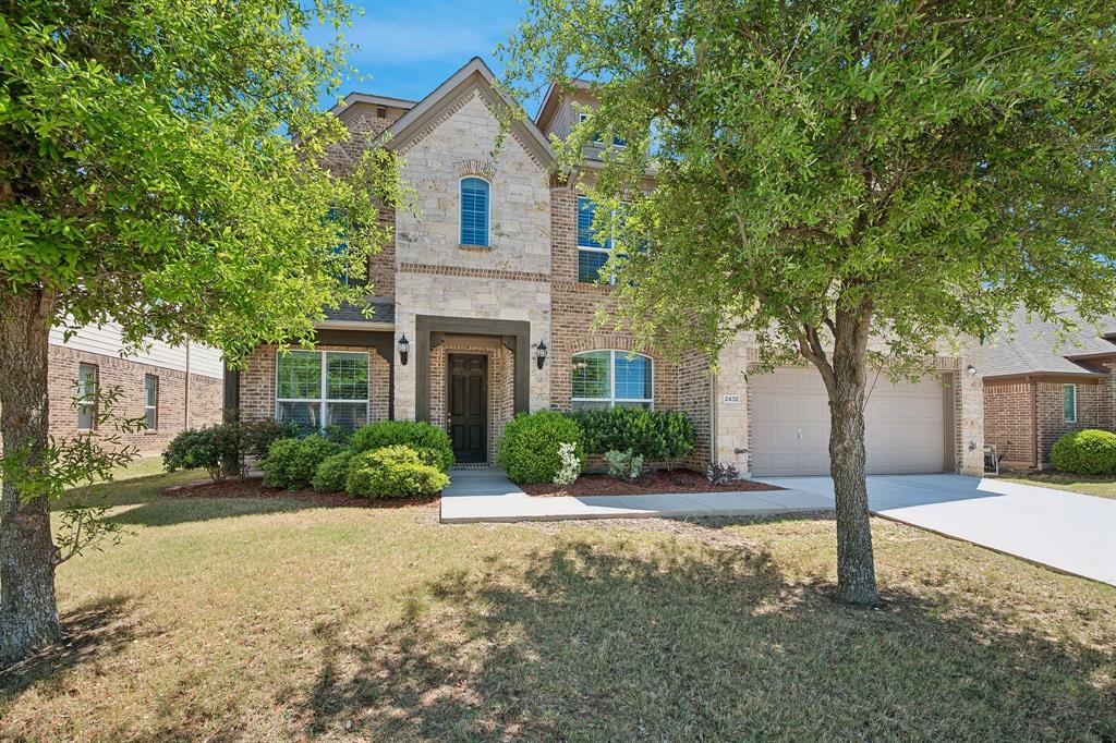2432 Lakebend Drive