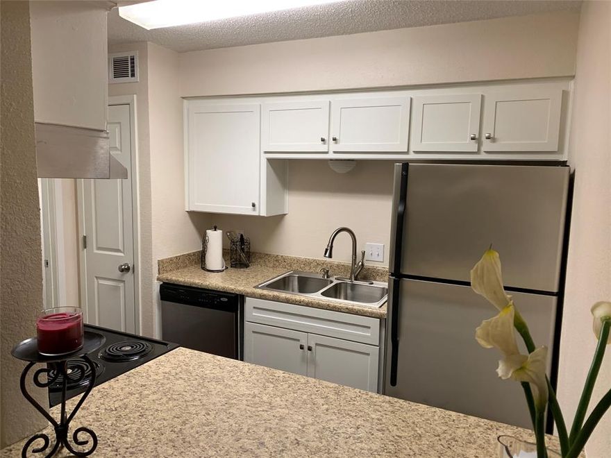 Completely remodeled 3 bedroom 2 bath multi-family unit located minutes from downtown Fort Worth. Brand new paint, countertops, vinyl flooring, and tiled bathrooms. Master bedroom and bathroom are downstairs and the two additional bedrooms and bathroom are located upstairs. The unit has a private balcony, washer and dryer hookups, stainless steel appliances, two reserved parking spots and plenty of storage space with walk-in closets in the bedrooms, hallway closets, and a closet under the stairs. Spacious backyard. Rent includes lawn maintenance. Tenant responsible for utilities.