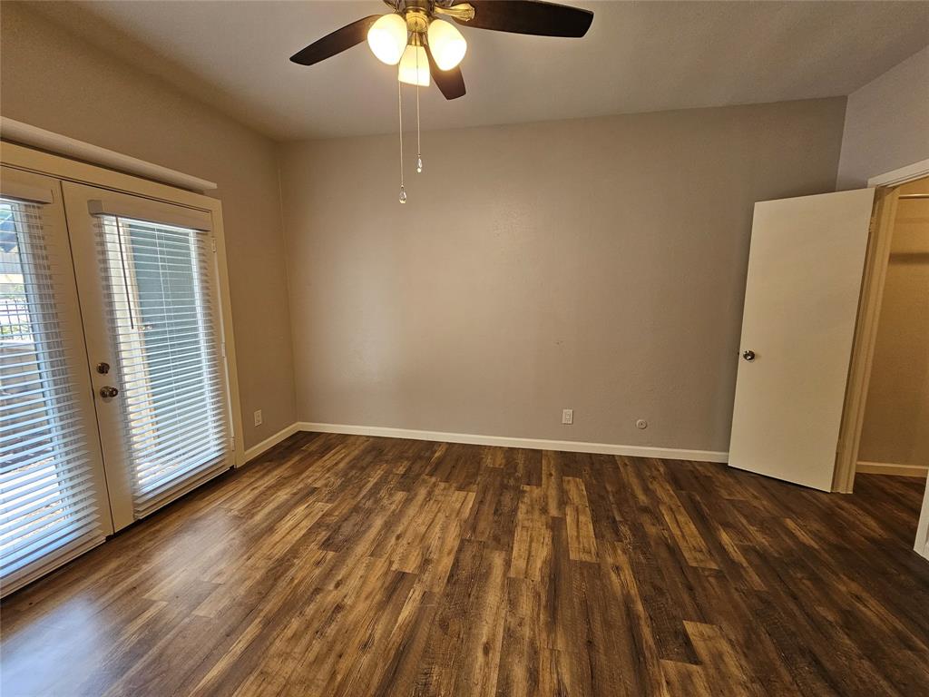 Woods On Park Lane Condos - Residential Lease